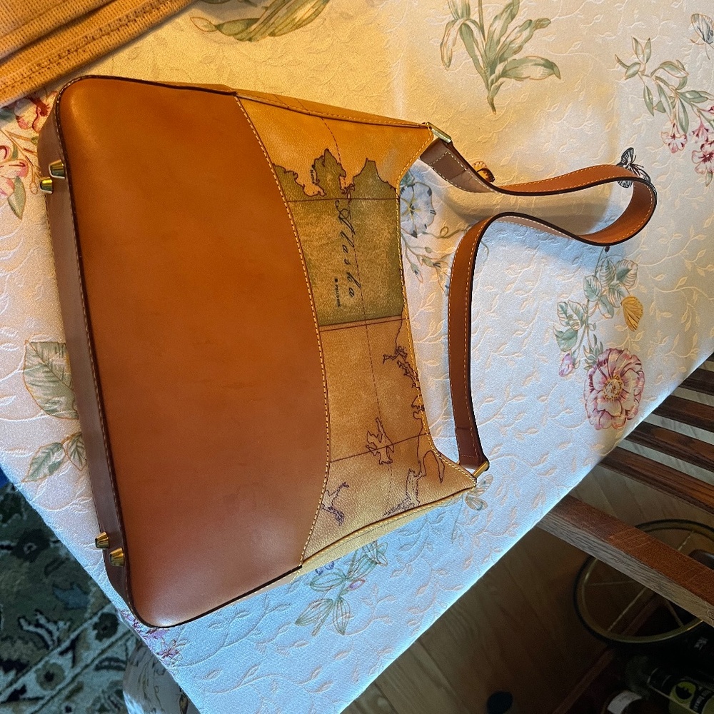 Alviero Martini bag